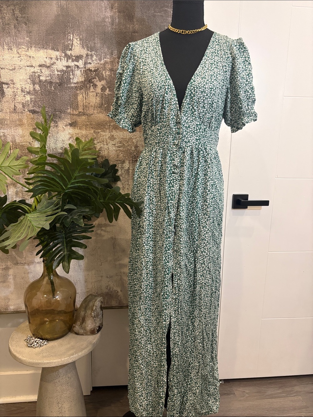 Suzanne Betro Green Floral Maxi Dress with V-Neck